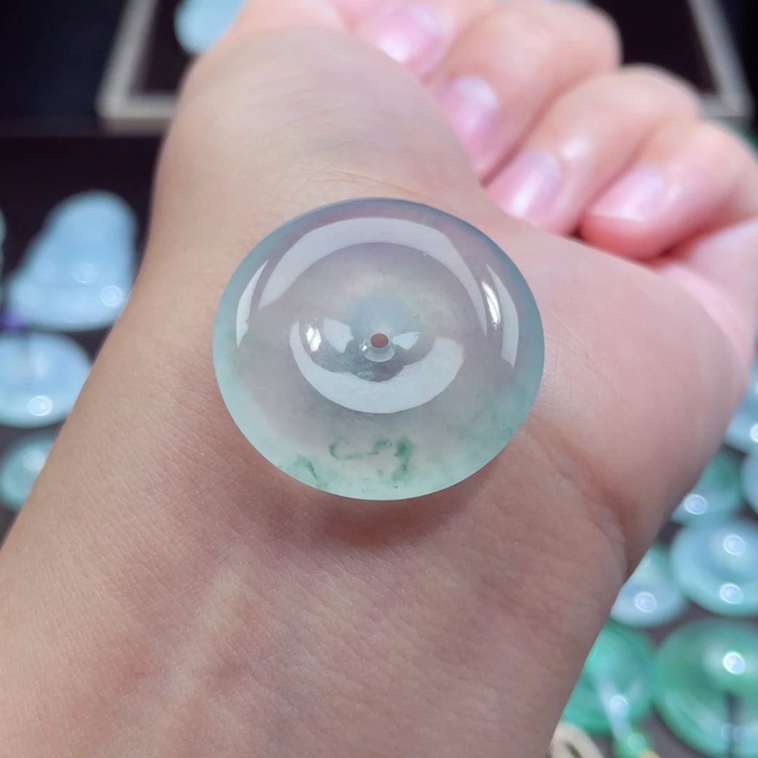 颈饰未镶嵌翡翠扣子