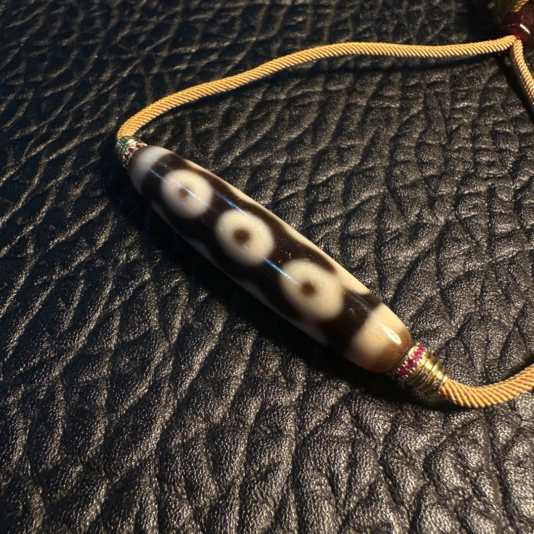 20世纪玛瑙马蹄纹高油宝盖 五眼珠珠珠 12.3mmx52.5mm/777-88