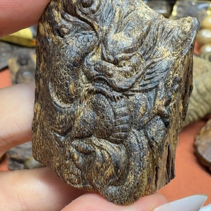 大叶紫檀（黑酸枝木类）