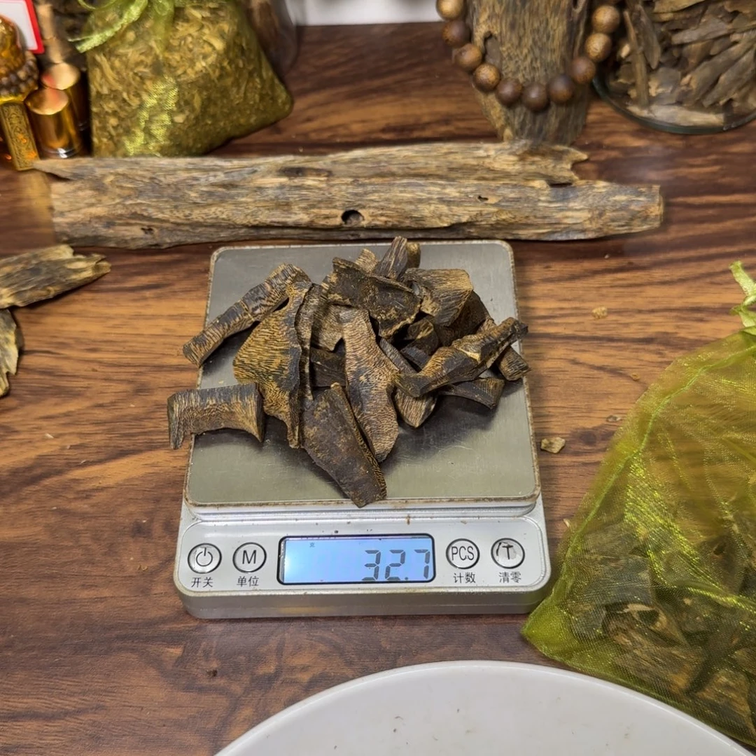 新***程香料黑奇楠刮面料32克