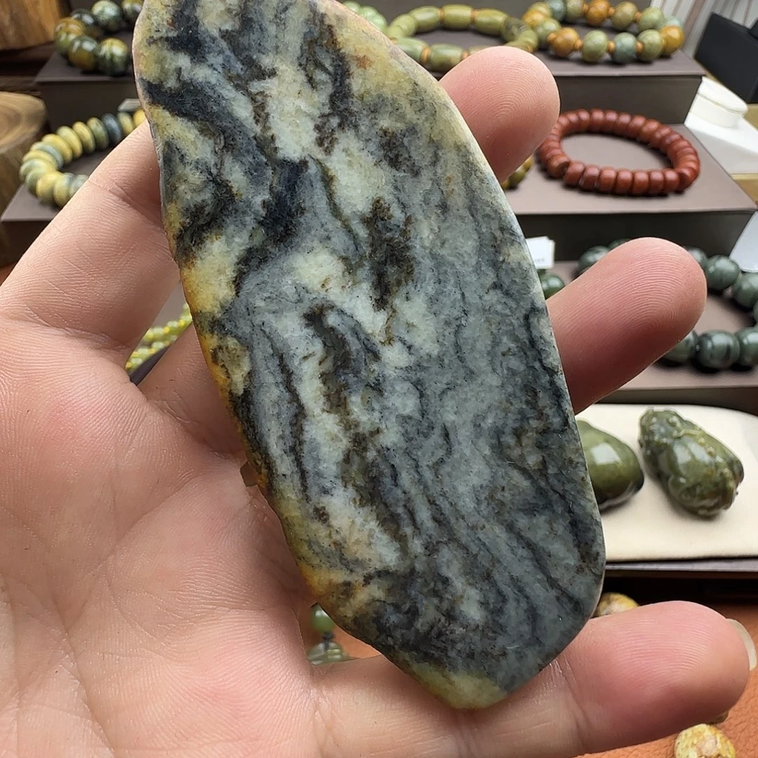 岁***好岫岩河磨玉（透闪石质玉）未镶嵌珠宝奇石
