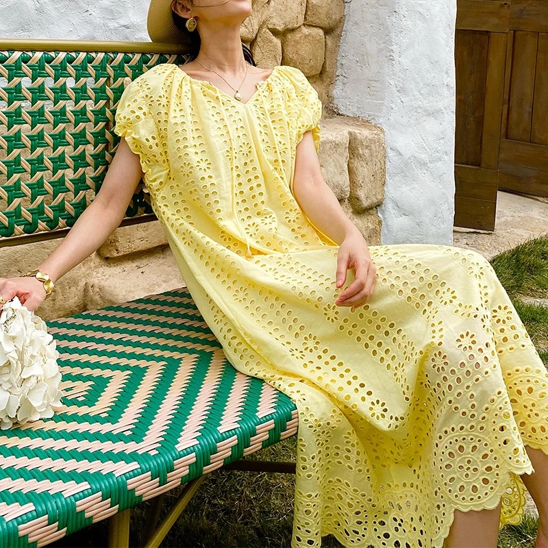 ES.南油原创泰国小众海岛棉重工刺绣镂空宽松连衣裙甜美夏季显瘦
