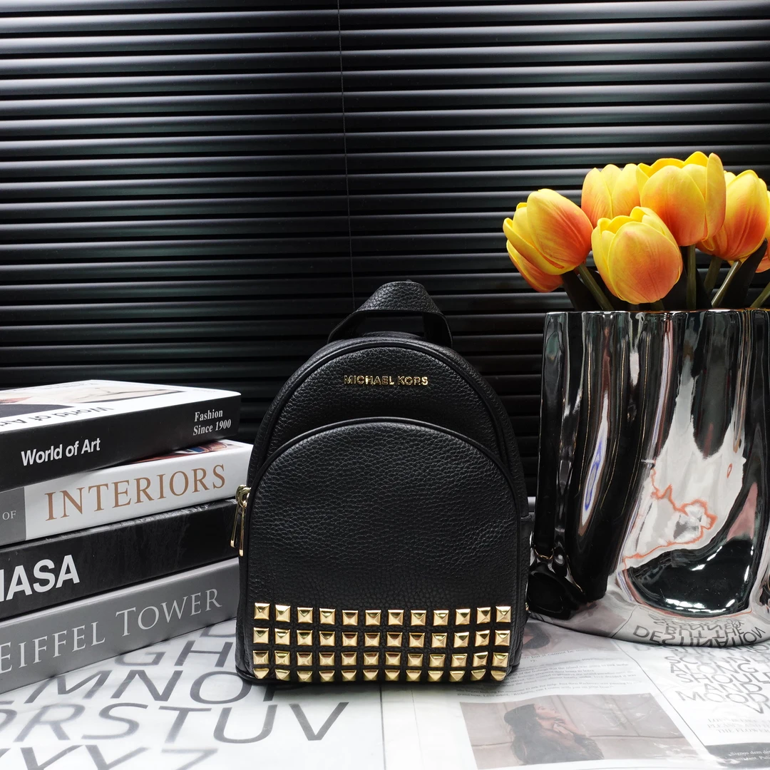 95新 MICHAELKORS/迈克高仕 双肩包/T10222341