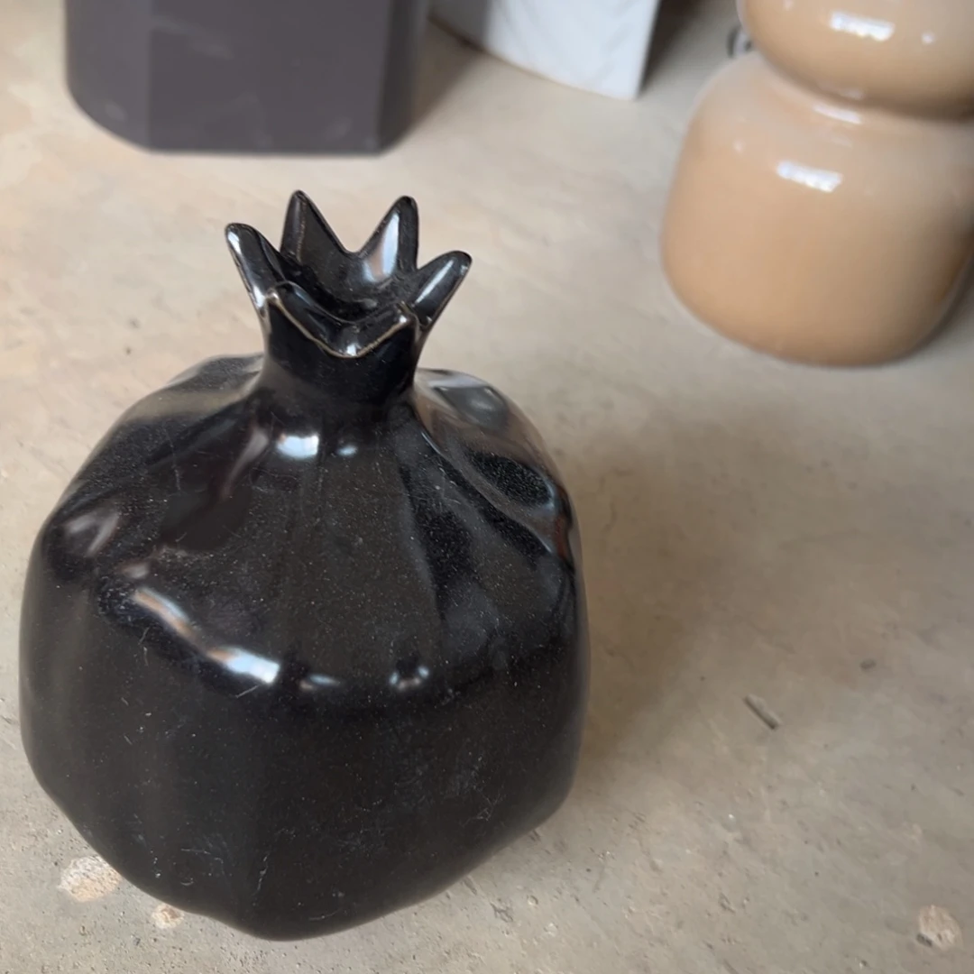 微瑕青花瓷器值得厚爱