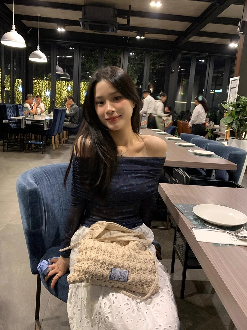 【清】NO退换ONEXH·2025春露肩设计网纱波点一字领上衣气质显瘦抹胸