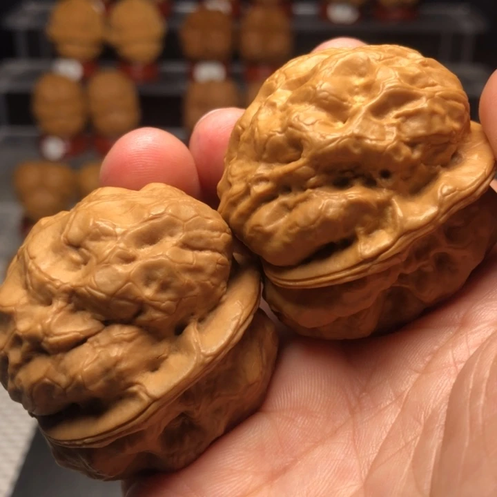 文玩核桃把件25金蟾疙瘩包