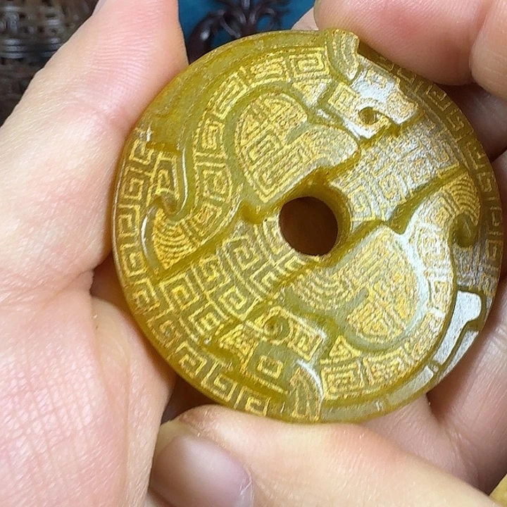 和田玉（糖玉）未镶嵌挂件