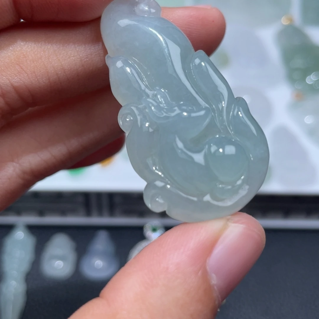 定制翡翠未镶嵌翡翠