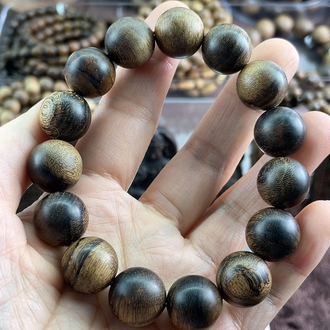 沉香手串梦*扬越南芽庄白棋虎斑留疤