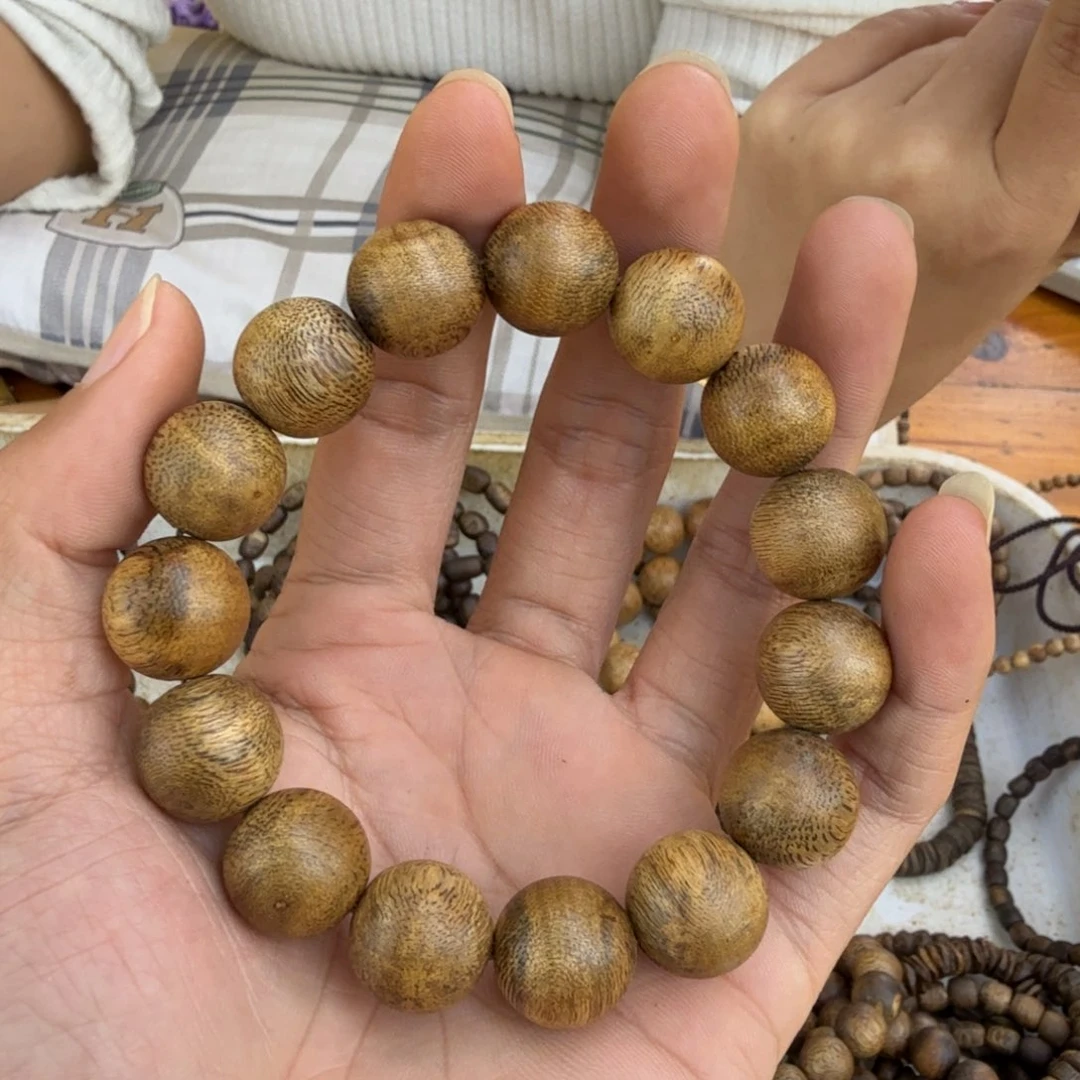 沉香手串单圈1.5乌身14克多样性发一