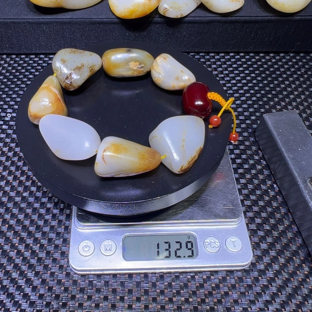 和田玉（子料）未镶嵌吊坠(不含链)132克