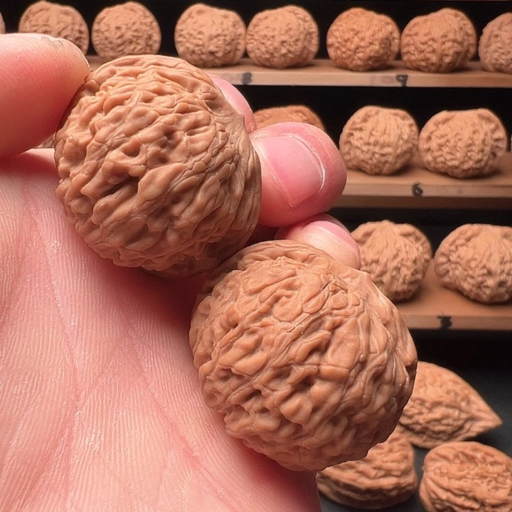 文玩核桃把件34尺黑金刚手捻