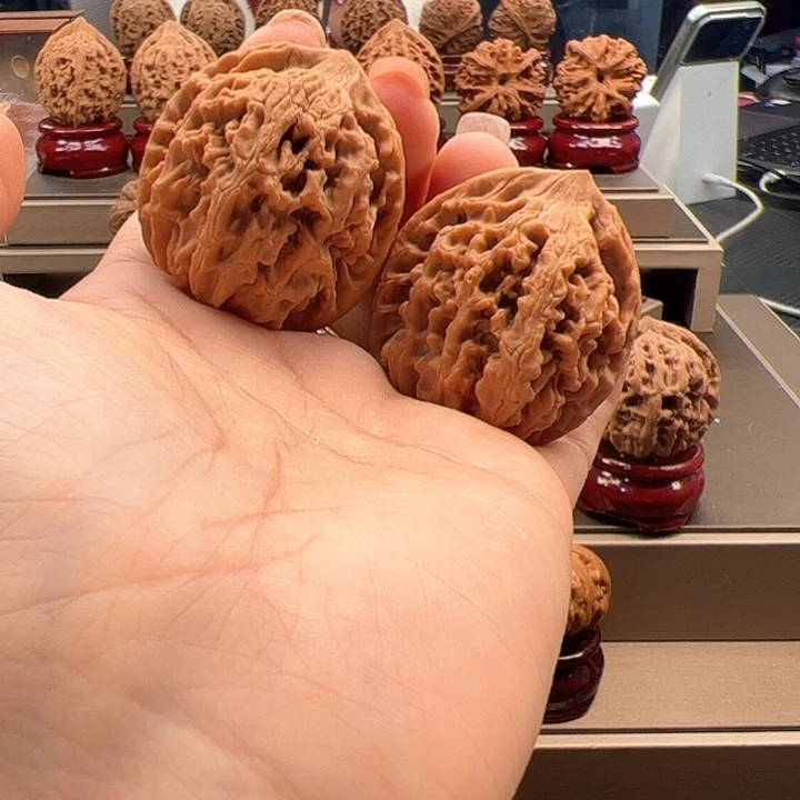 把件文玩核桃38 寿桃 z-020