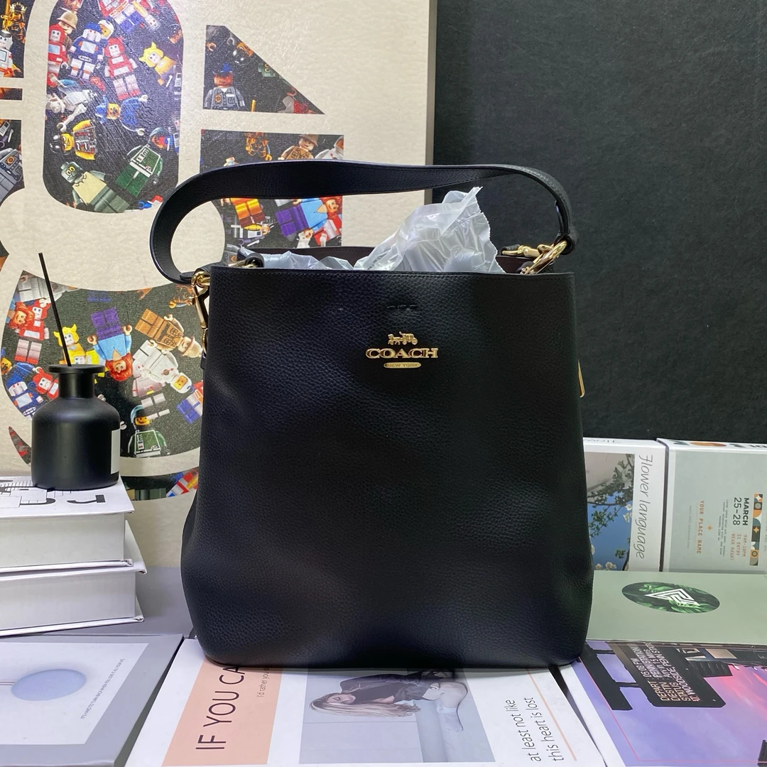 95新 COACH/蔻驰 23208斜挎包24*26