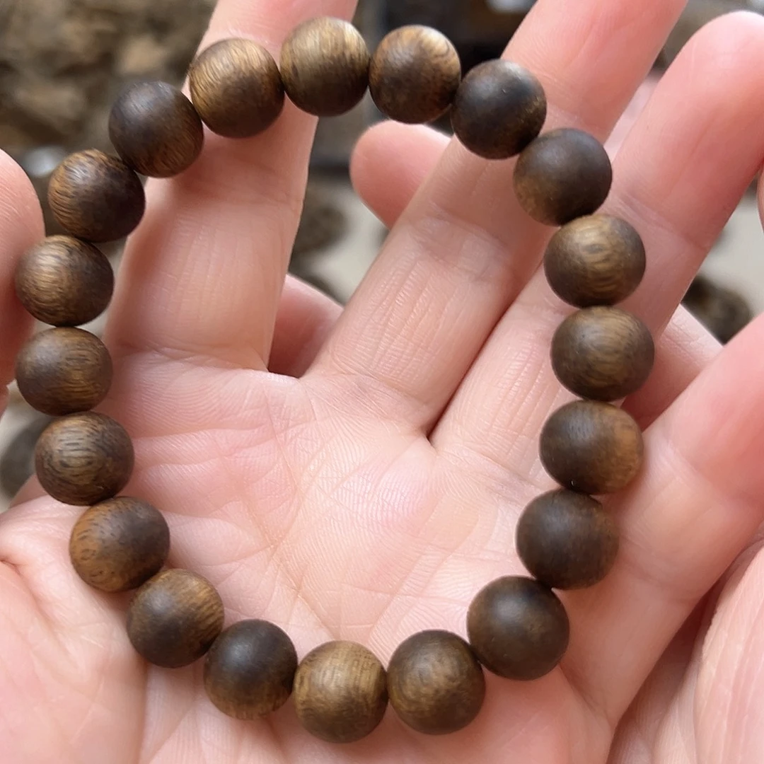 手串沉香乌身1.0圆珠高油老料8克+单圈多样性发一