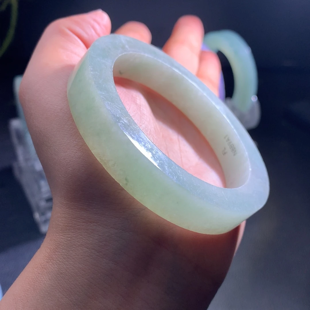 定制翡翠未镶嵌手镯葡萄肉57-59