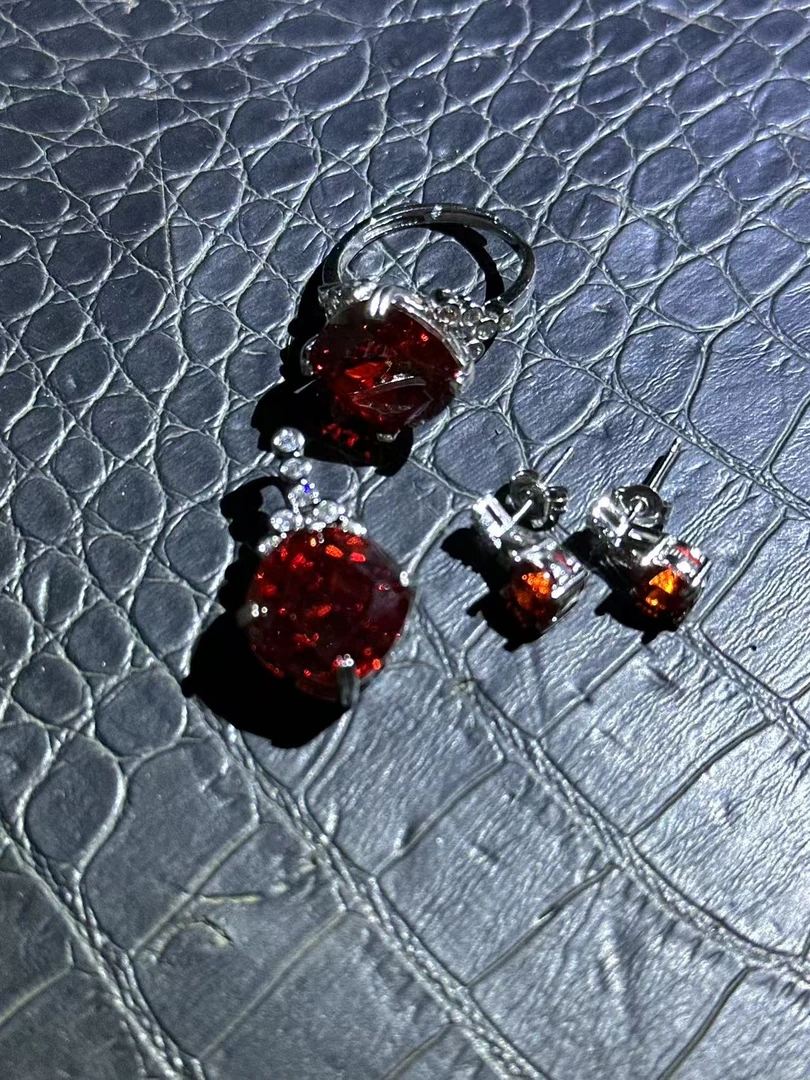 【典藏臻品】时尚气质百搭吊坠套装bk20810