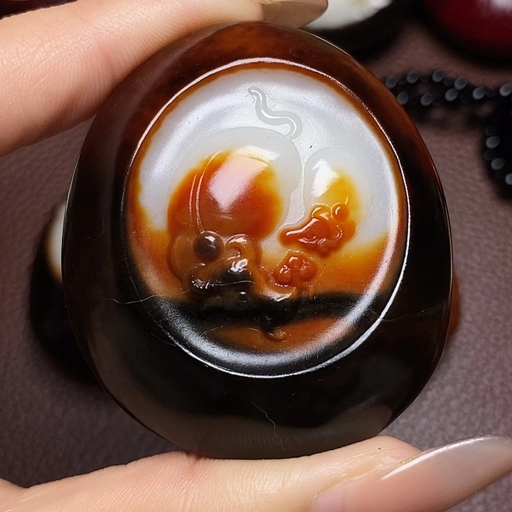 和田玉颈饰未镶嵌心*