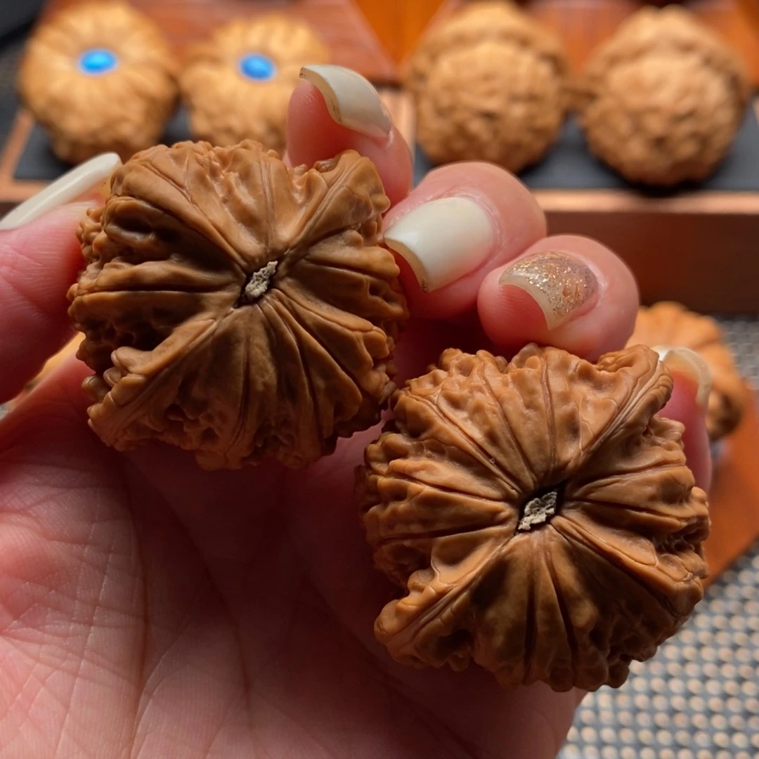 文玩核桃把件脑****的磨盘