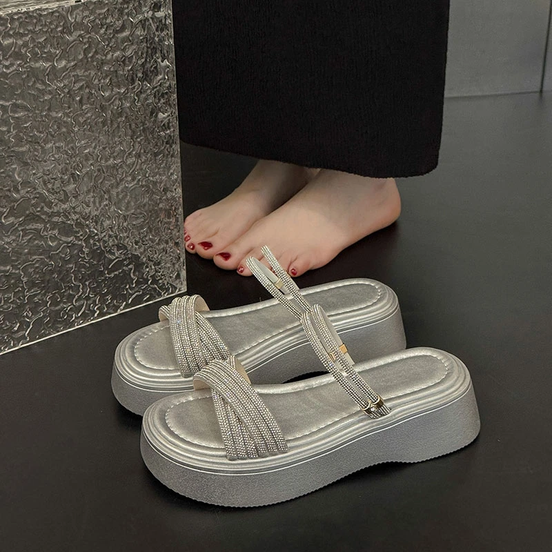 （现货）2025年夏季爆款气质百搭网红时尚水钻休闲舒适轻奢爆款拖鞋