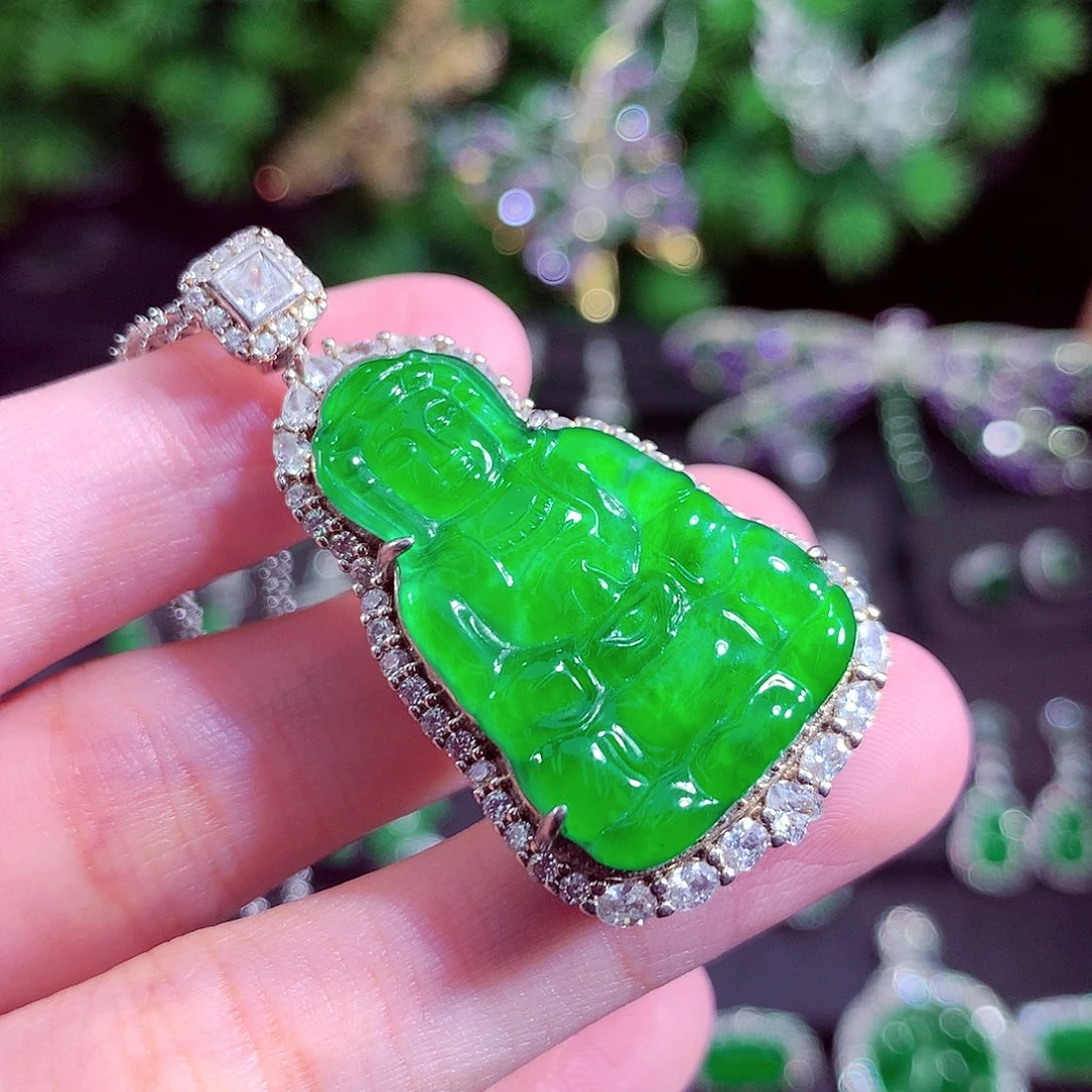 颈饰未镶嵌翡翠天然