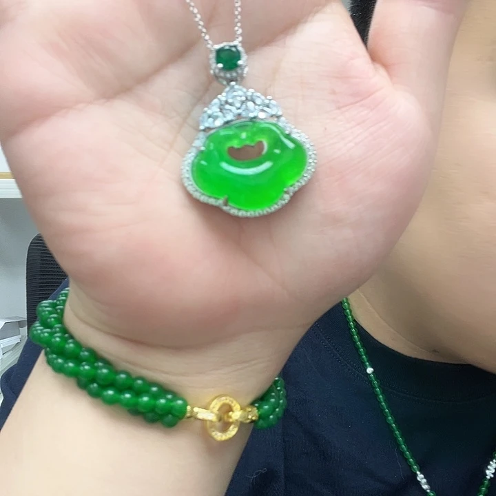 翡翠14K金镶嵌颈饰195如意