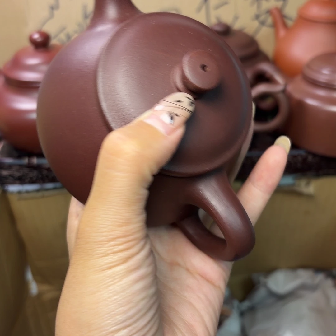甄选宜兴本土紫砂壶