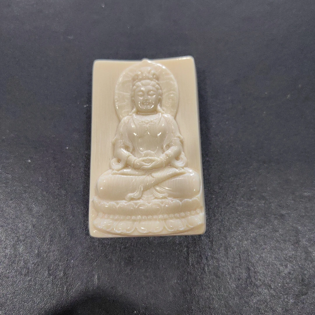 猛犸约69克雕刻件ZL419
