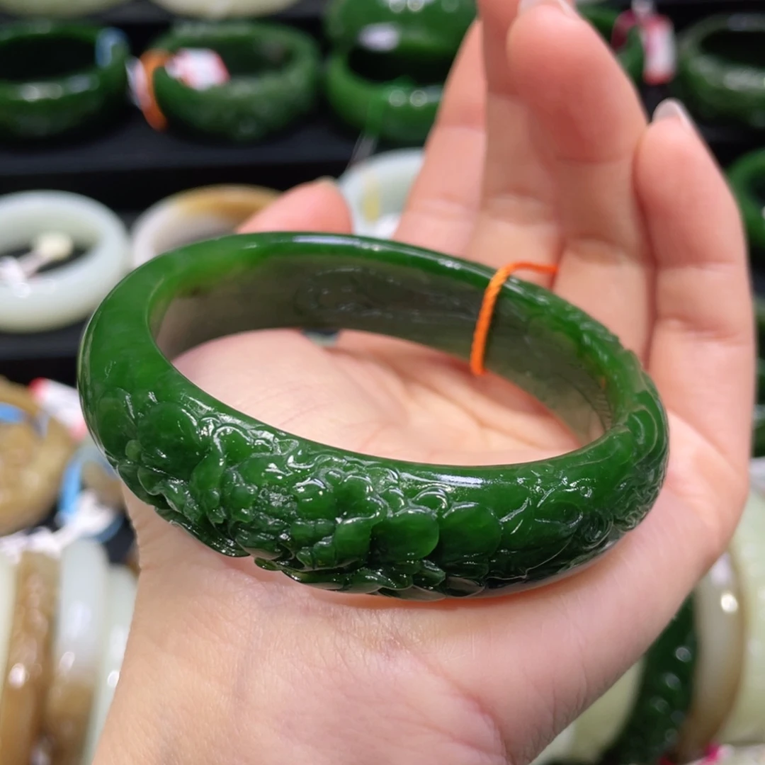 未镶嵌手镯和田玉62