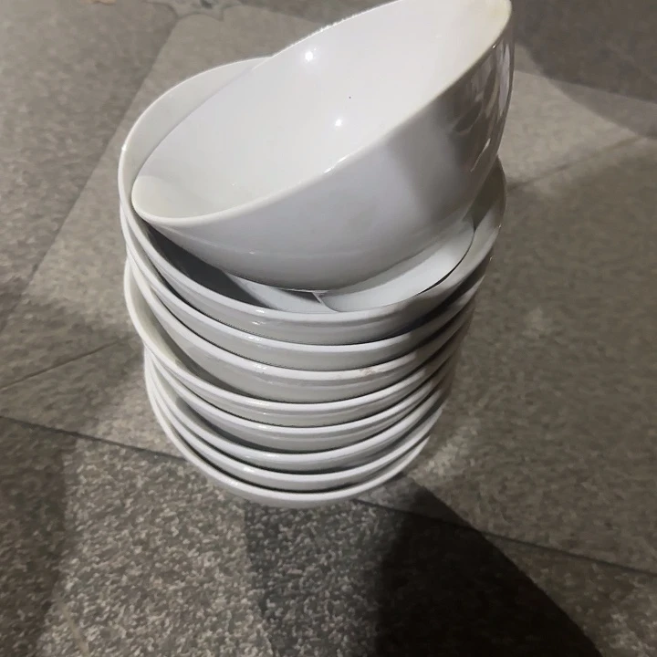 瓷片陶瓷盘子碗啥都有