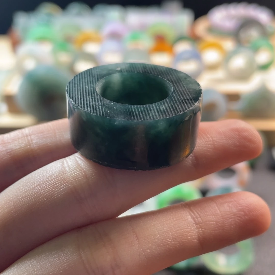 定制翡翠未镶嵌1***0戒指