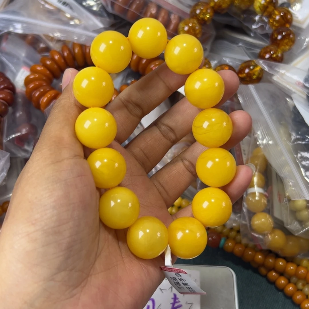 未镶嵌琥珀珠宝奇石