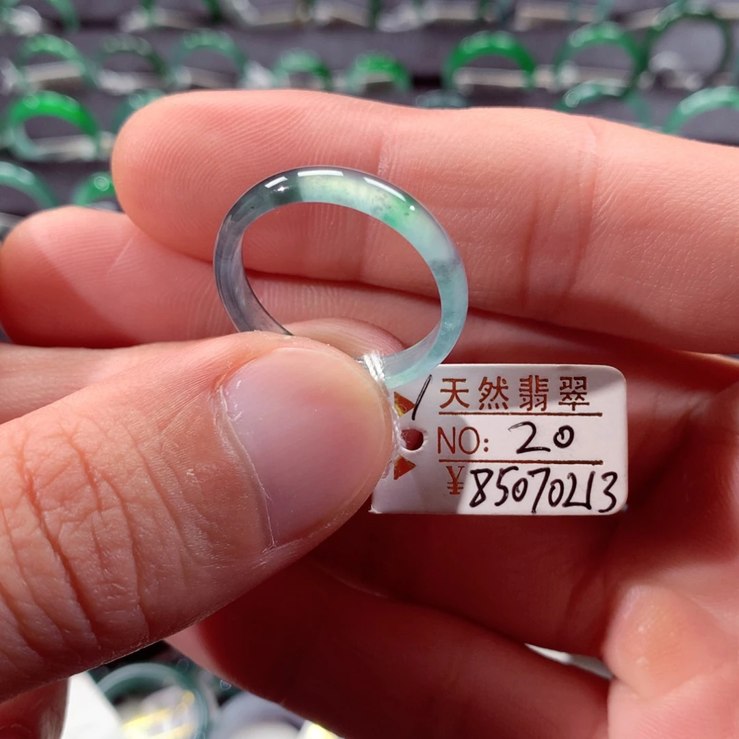 翡翠未镶嵌戒指翡翠戒指