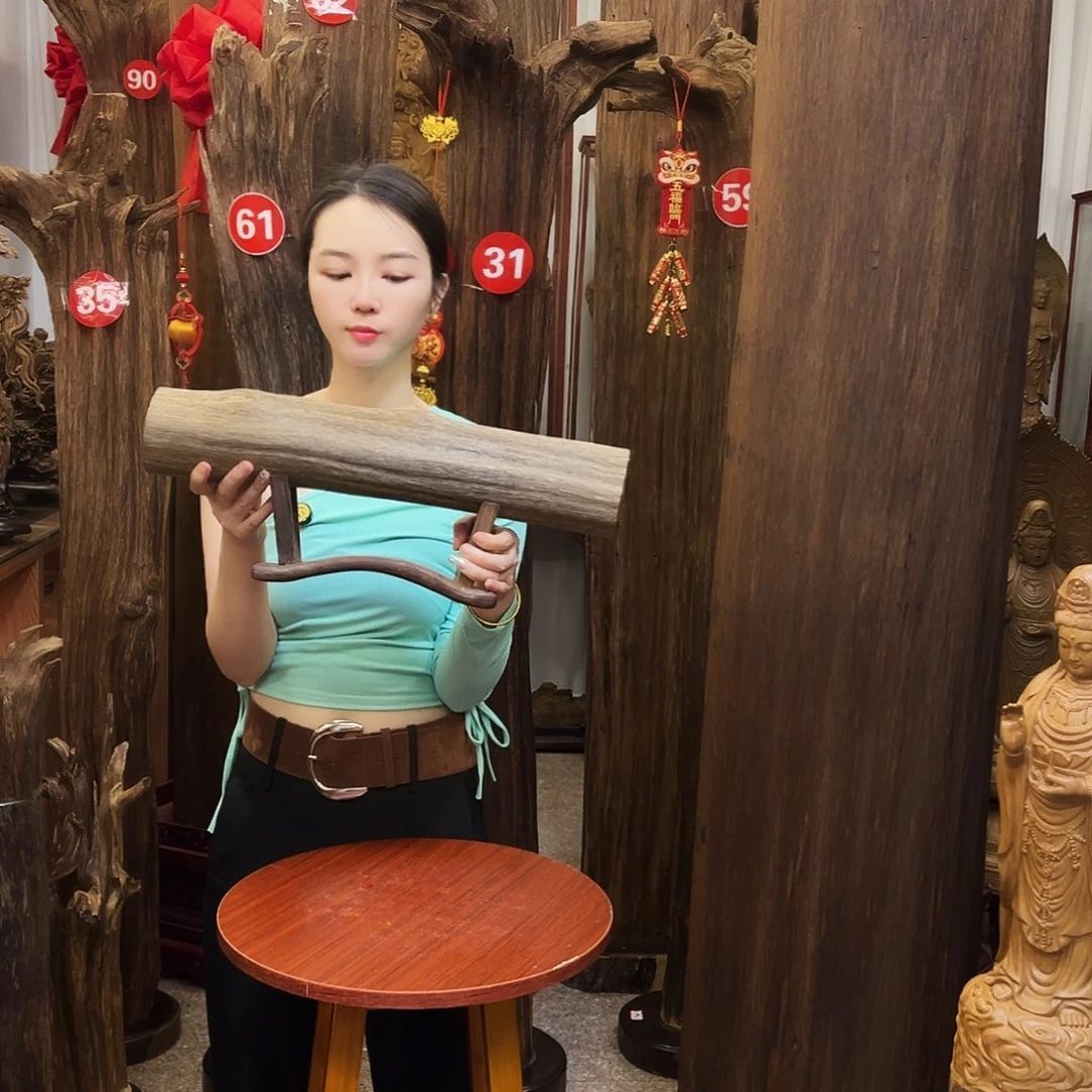 沉香碎屑沉香沉香原材料