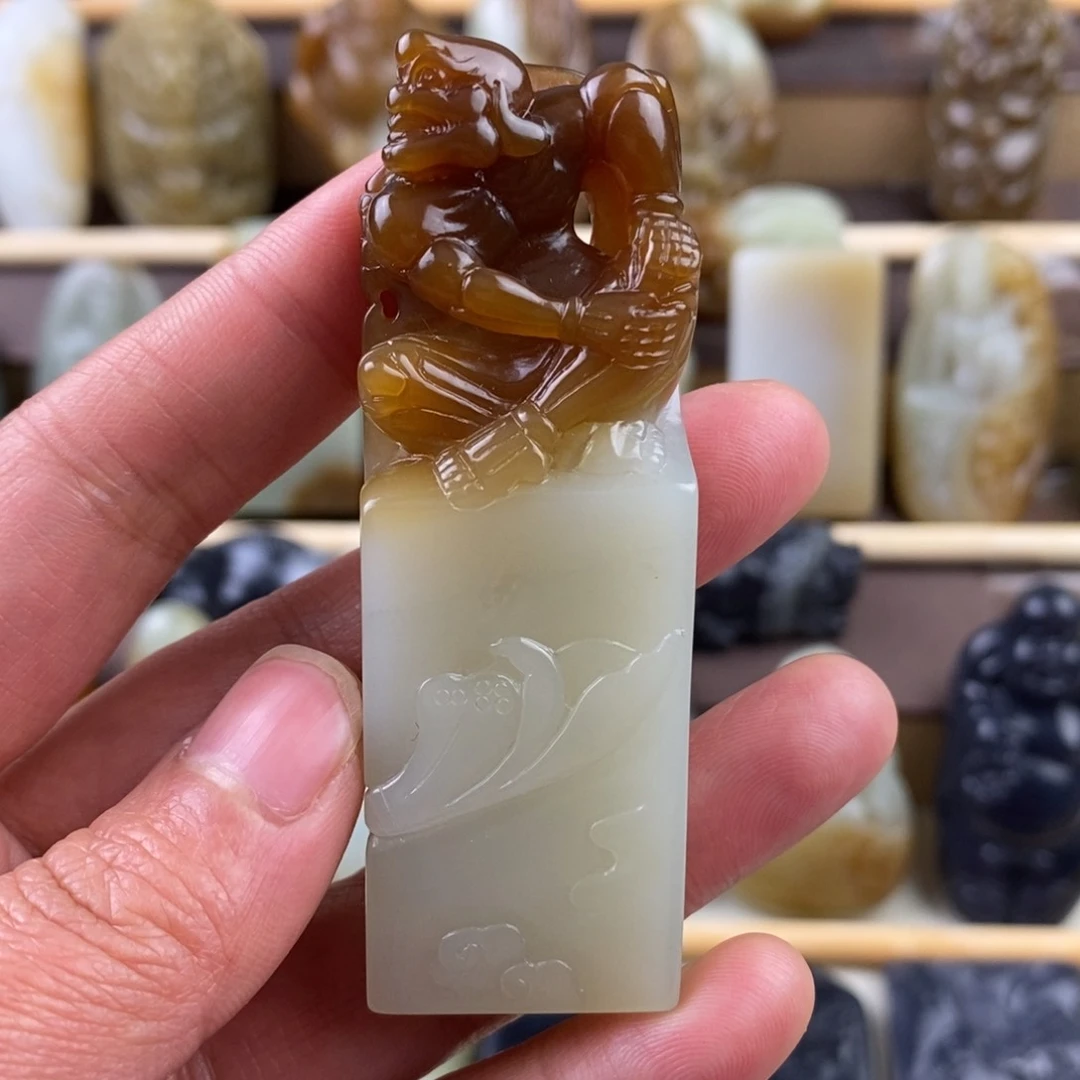 和田玉颈饰未镶嵌凯**归