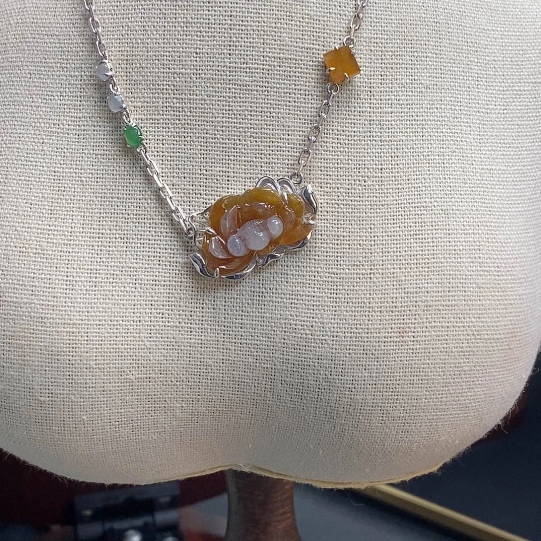 翡翠银S925镶嵌颈饰19231