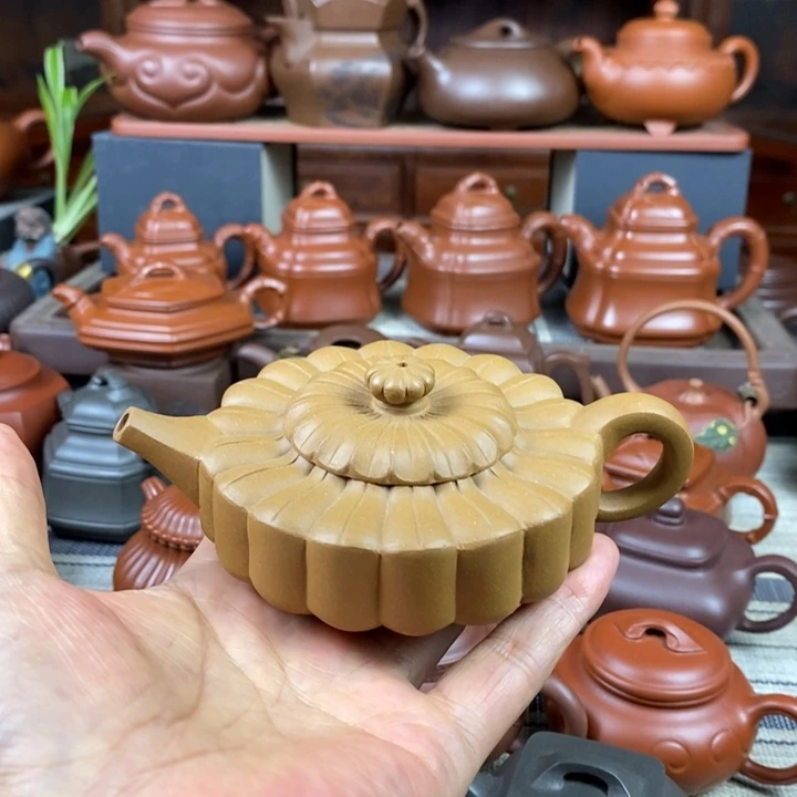 紫砂茶壶梅花周盘150CC原矿黄金老段特价