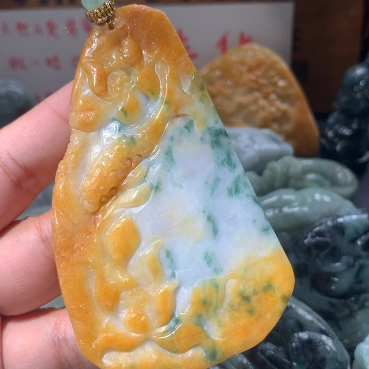 翡翠未镶嵌颈饰保真天然A货翡翠