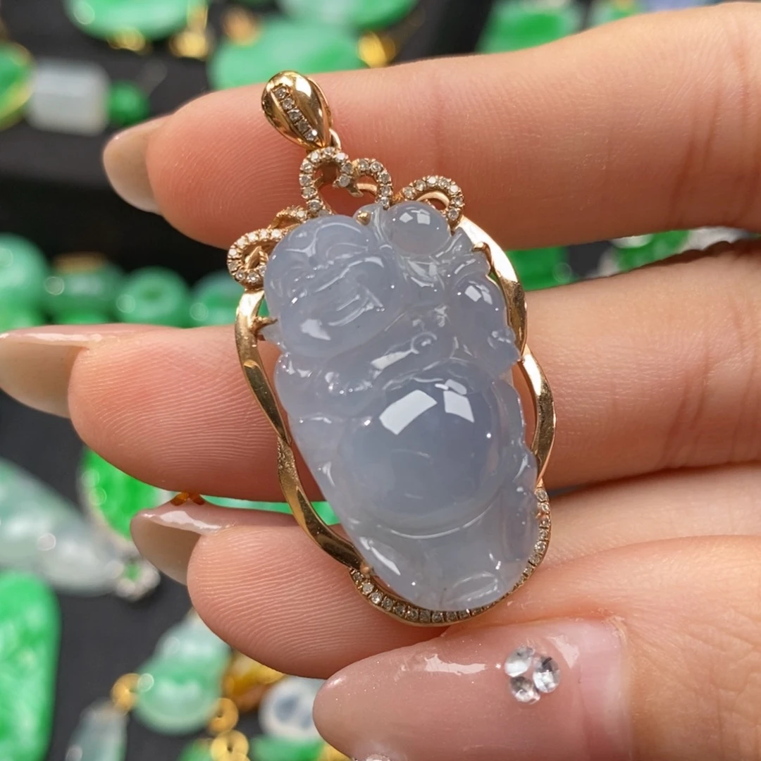 翡翠颈饰18K金镶嵌翡翠