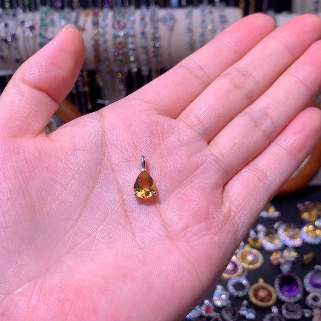 翊***贝颈饰银S925镶嵌黄晶