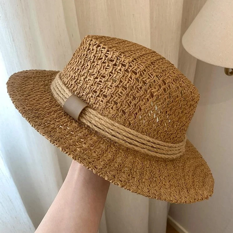 老钱风镂空编织平顶防晒草帽女夏法式复古沙滩度假礼帽户外遮阳帽