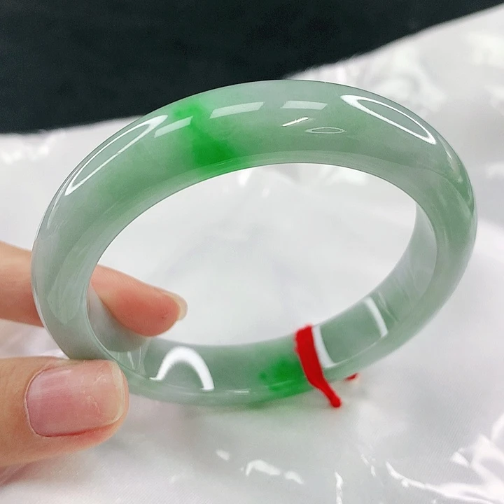 翡翠未镶嵌手镯圈55，85071