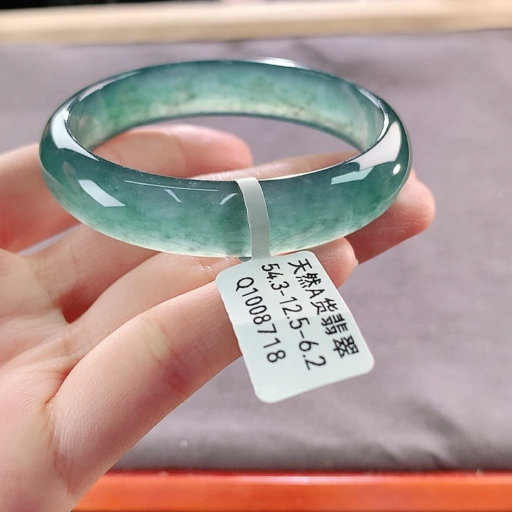 翡翠未镶嵌手镯天然