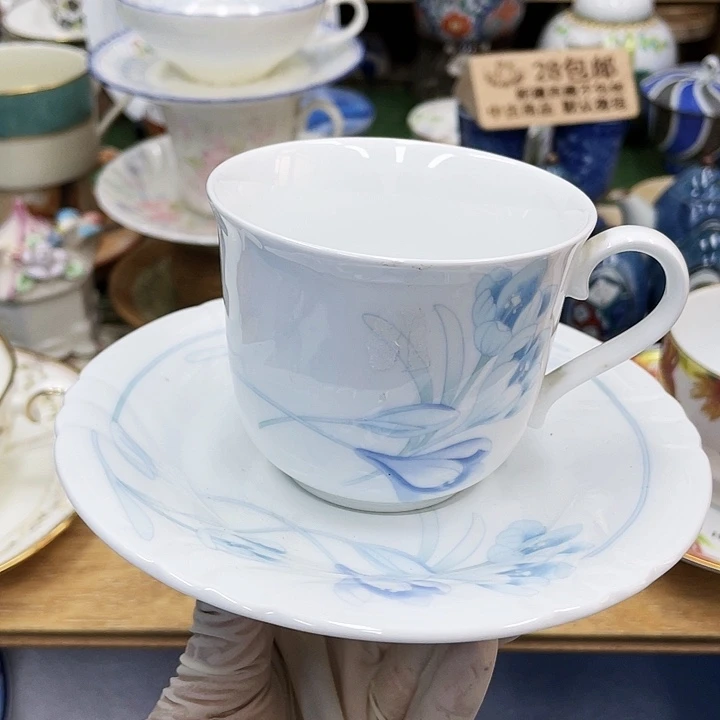 鹿屋家的美丽瓷器漫****.