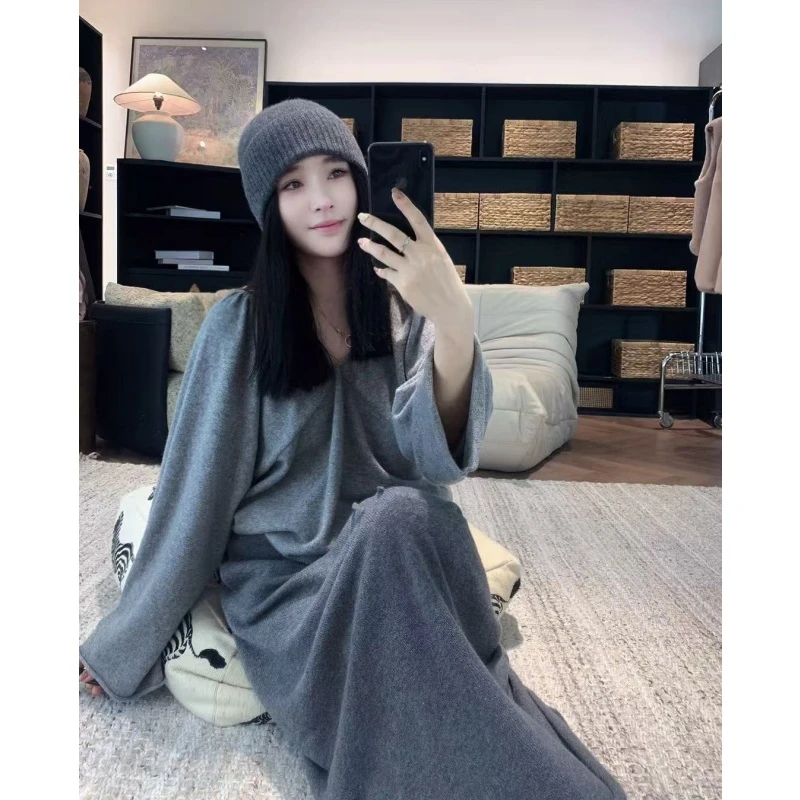 DONE RXEEN【小女人】100山羊绒超糯亲肤柔软松弛感V领宽松显瘦上衣