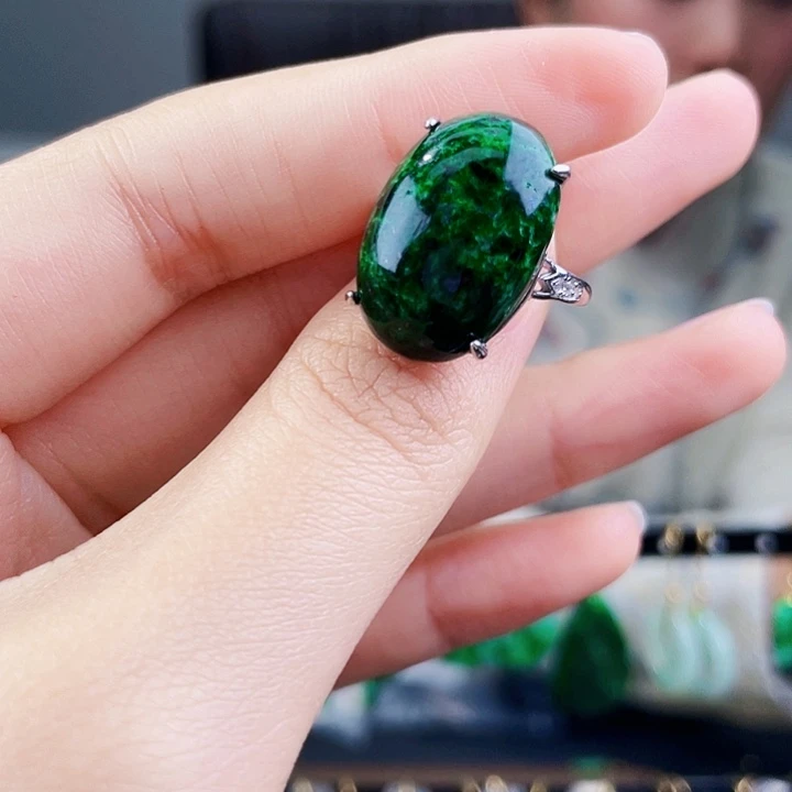 翡翠戒指银S925镶嵌饰品