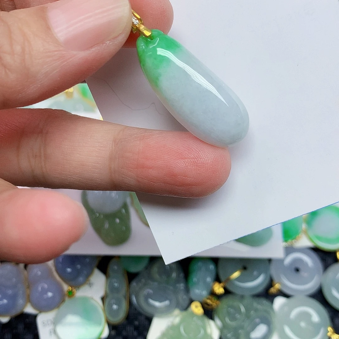 翡翠未镶嵌颈饰345788