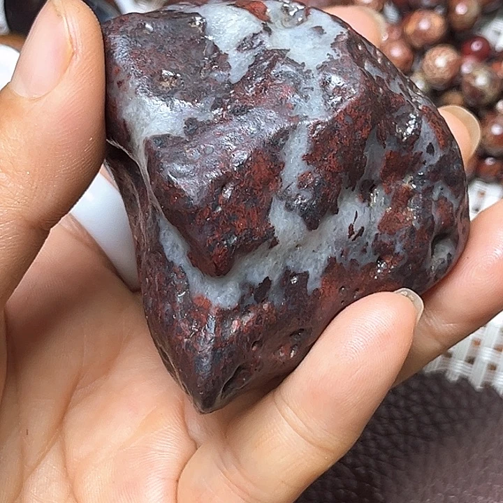花岗石铁合金红天宝