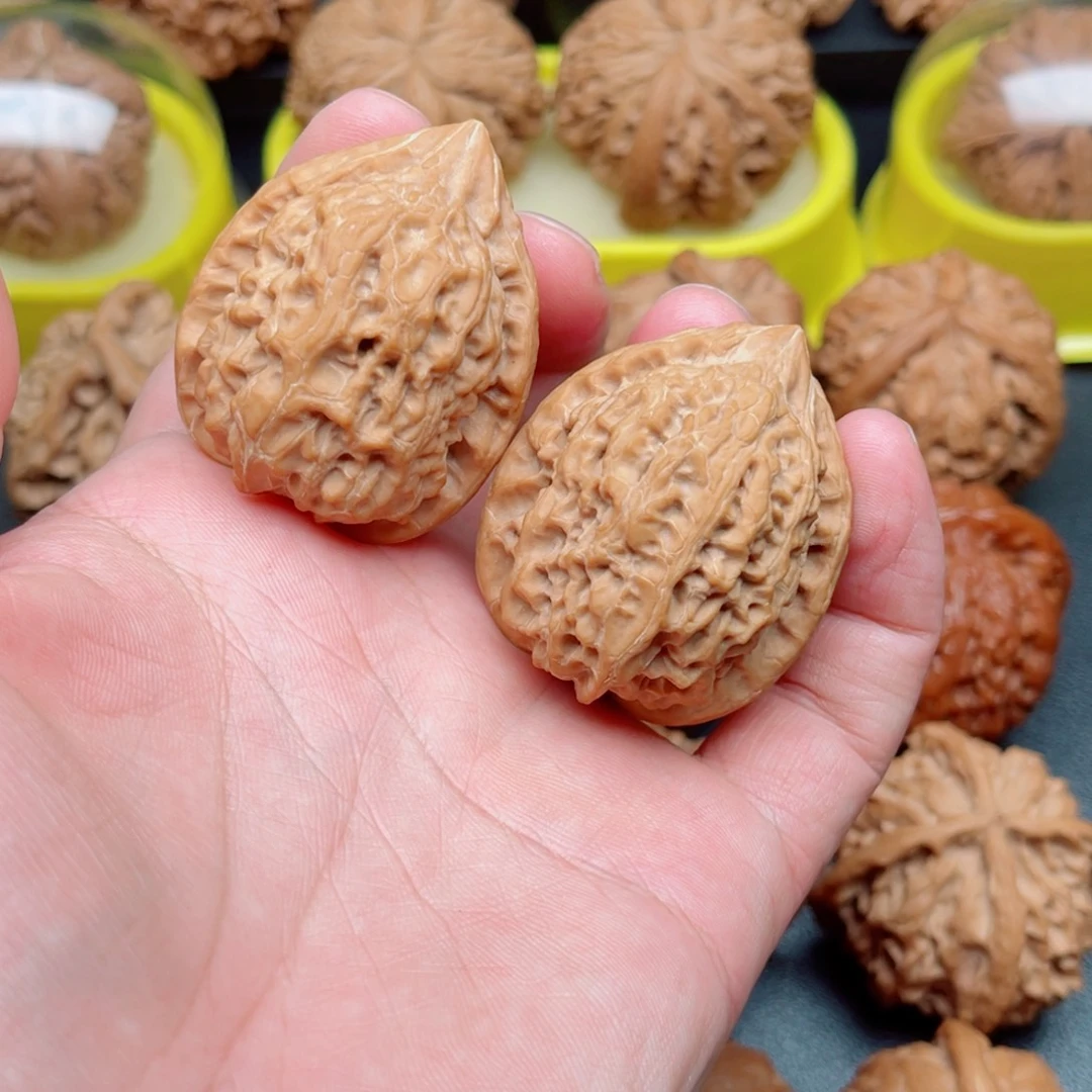 把件文玩核桃沈鸡狮子头36×37×43