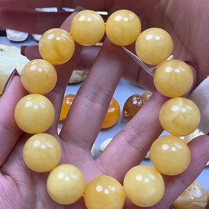 蜜蜡未镶嵌珠宝奇石